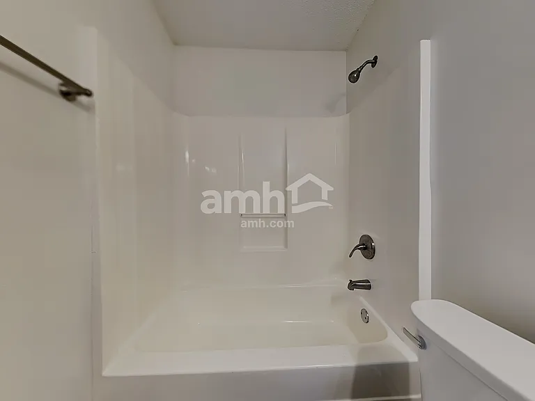 378 Moreland Cir — Photo 17