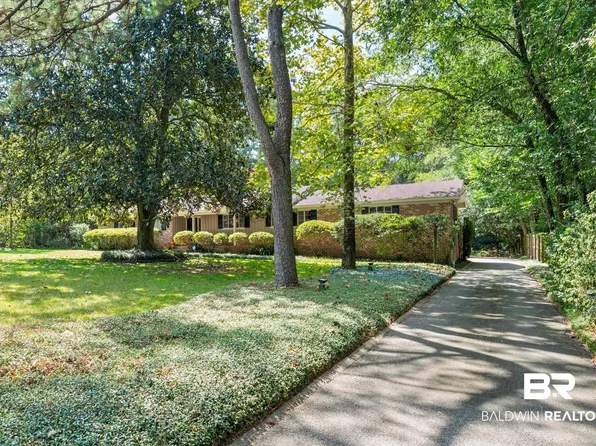 270 Jackson Dr, Mobile, AL 36609