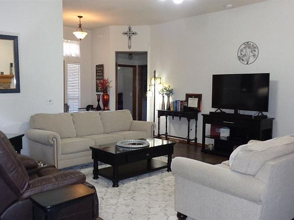 4th image of 2604 SE 93rd St