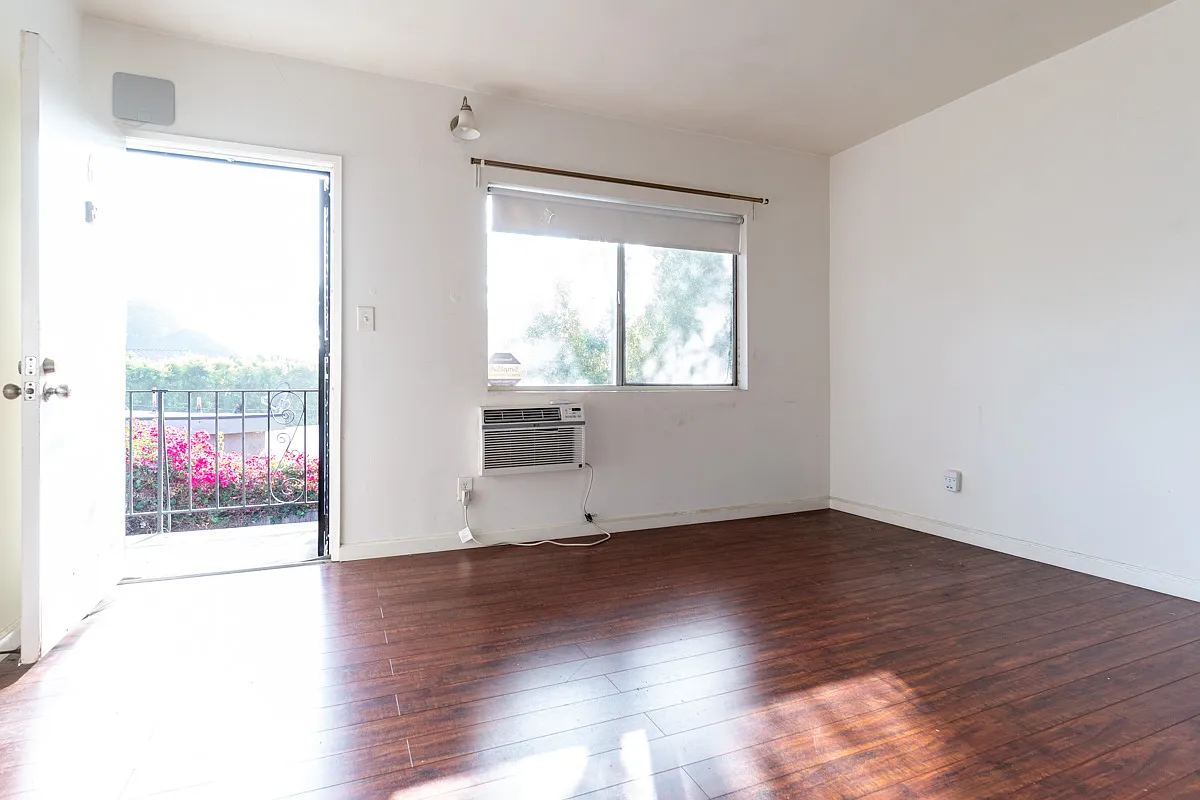 Building Photo - 3501 Ellsworth St #6