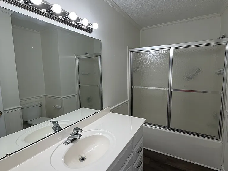 4810 Washington St — Photo 11