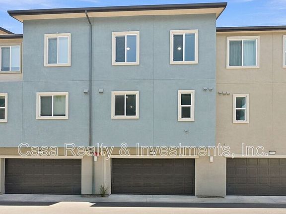 3rd image of 7555 Landon Ln