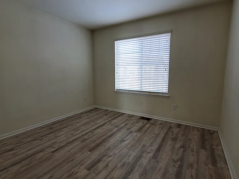 11994 E Lake Cir — Photo 11