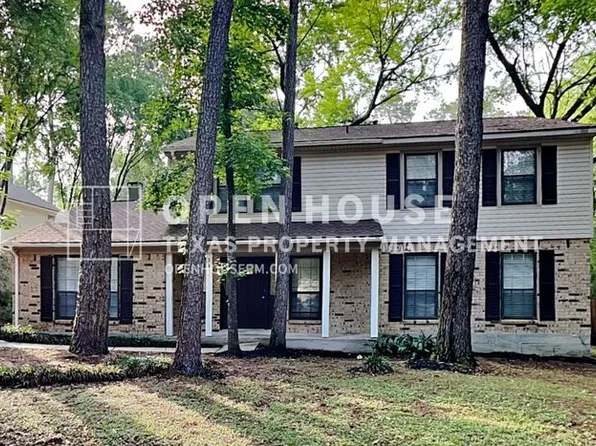 34 E Wandering Oak Dr, The Woodlands, TX 77381
