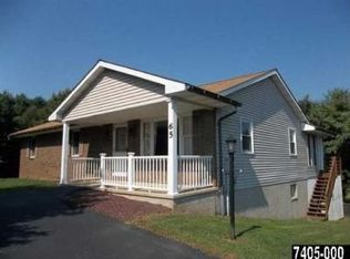 65 Anderson Ave, New Park, PA 17352