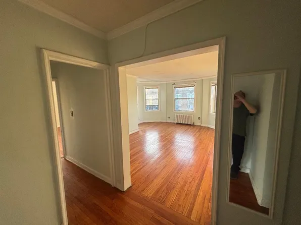 141-11 78th Rd APT 3C, Flushing, NY 11367