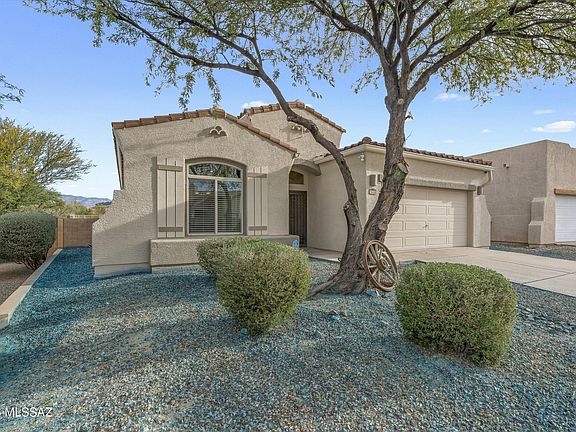 2nd image of 1252 S Desert Vista Dr