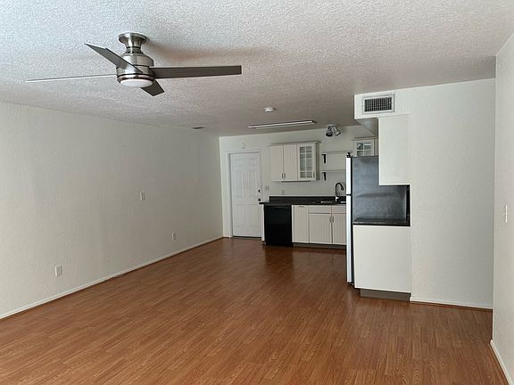 2nd image of 1434 Highland Ave Unit 9