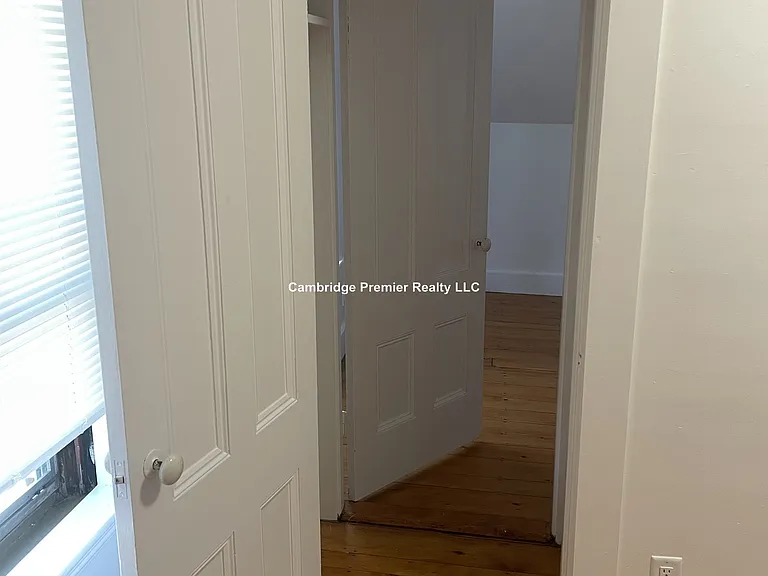32 Healey St #3 — Photo 8