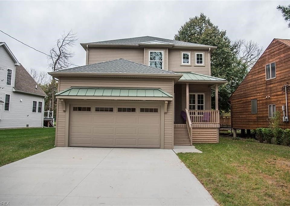 1st image of 35670 W Island Dr