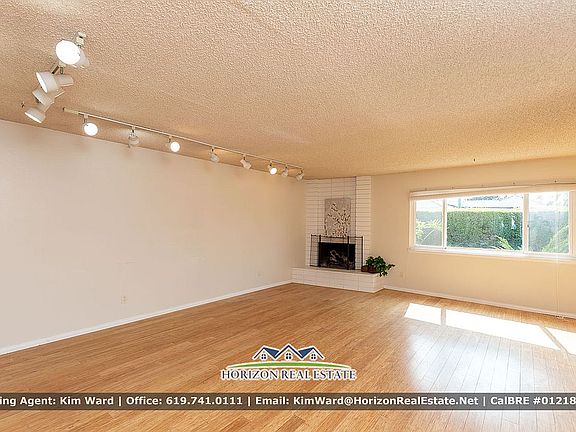 3rd image of 4550 Berwick Dr
