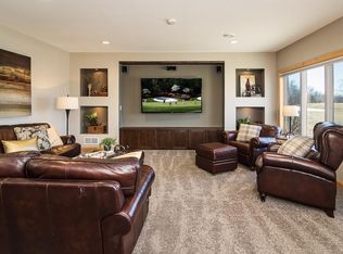 21960 Winker Ct, Prior Lake, MN 55372