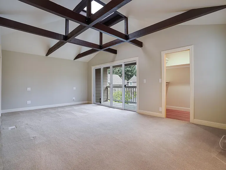 1262 Edgewood Rd — Photo 7