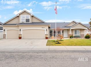 5534 N Powell Creek Ave, Meridian, ID 83646