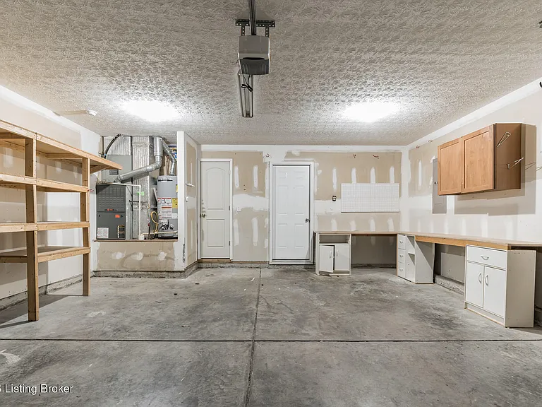 7121 Blue Stream Ct — Photo 22