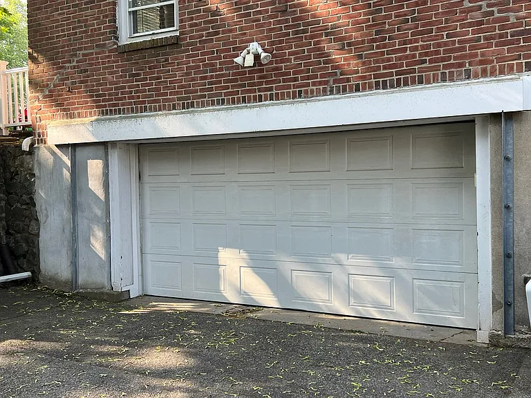 147 Lowell Ave — Photo 22