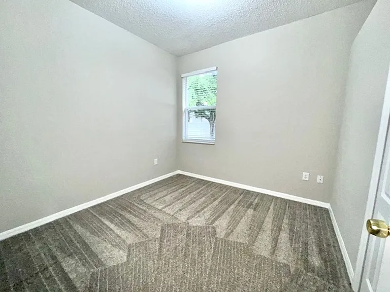 9240 Black Hawk Ct — Photo 27