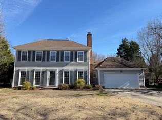 8708 Parkchester Dr, Charlotte, NC 28277