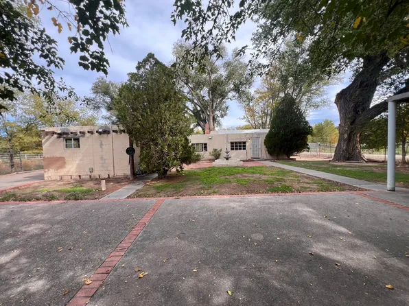 7735 Black Mesa Loop SW, Albuquerque, NM 87105