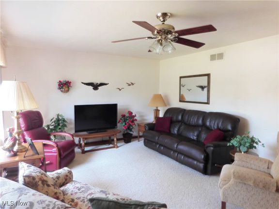 5th image of 4250 Dorothy Ave