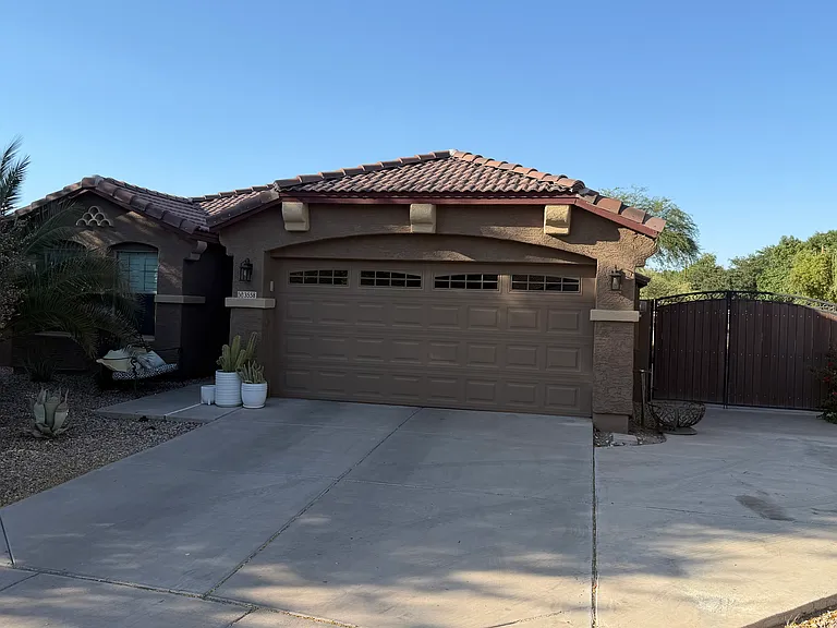 3558 E Anika Dr — Photo 1