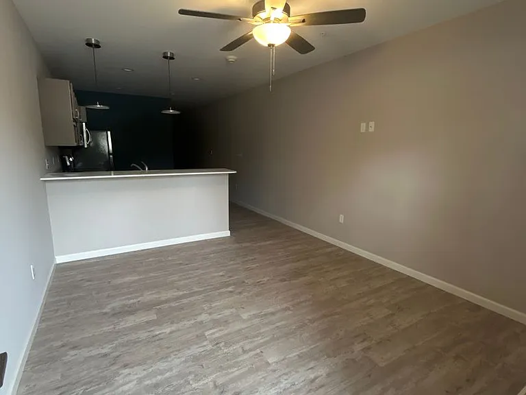 Plaza 93 Apartments — Photo 90
