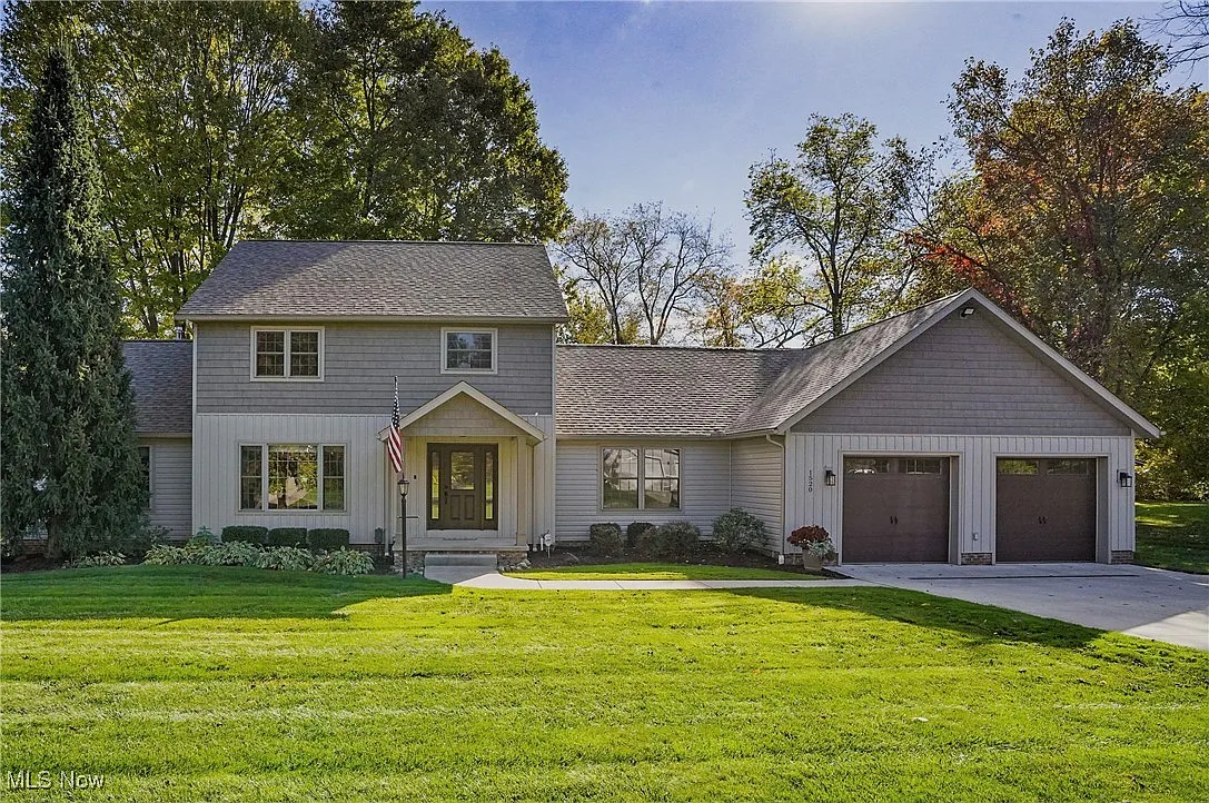 1520 Jacobs Ln photo 1