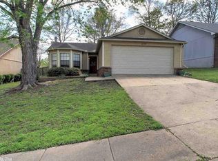 12707 Westglen Dr, Little Rock, AR 72211