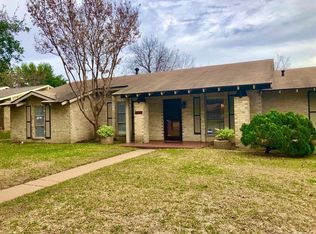 13130 Pennystone Dr, Farmers Branch, TX 75244