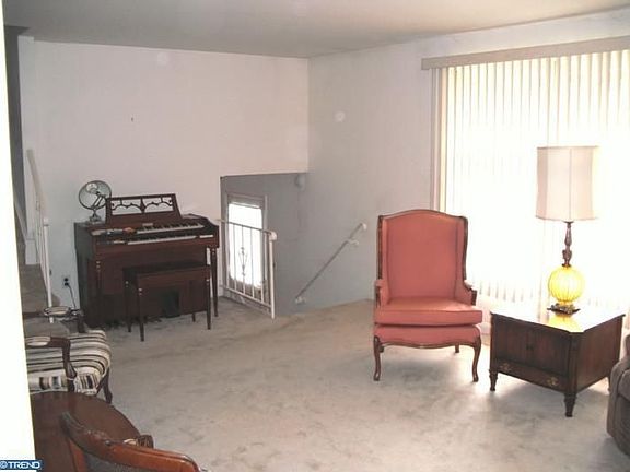 5th image of 2419 Kingman Dr