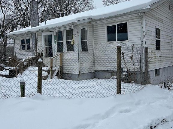 2nd image of 506 Funston Ave