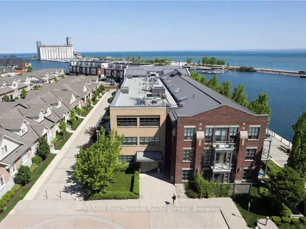 1 Shipyard Ln #309, Collingwood, ON L9Y 0W2