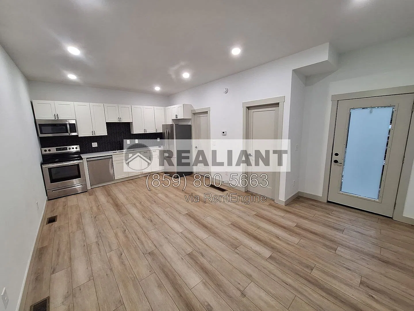 1 bed, 1.0 bath, $1,095 — Photo 4