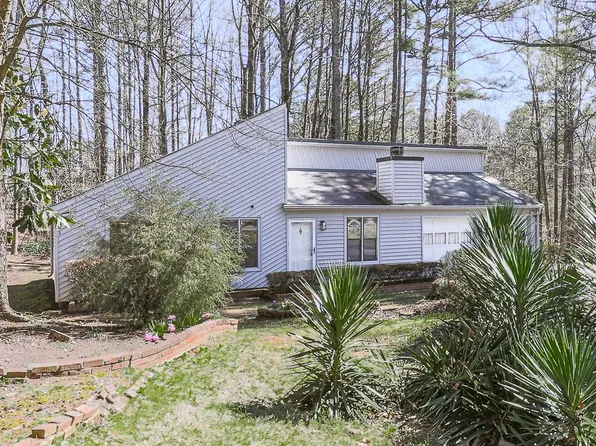 5506 Vaughn Rd, Woodstock, GA 30188