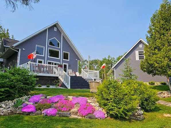 19579 E Steel Rd, De Tour Village, MI 49725