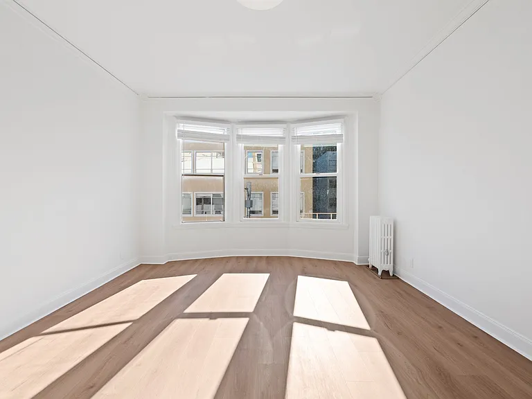 1840 Sacramento St #202 — Photo 3