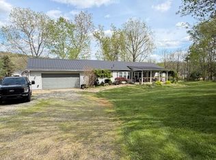 570 Crestrose Ct, Howard, OH 43028