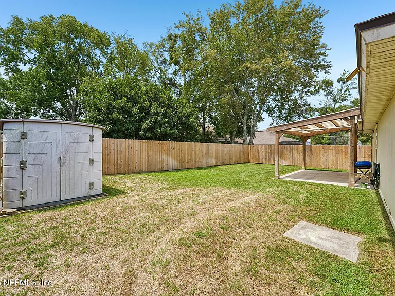 1219 Stern Way — Photo 34
