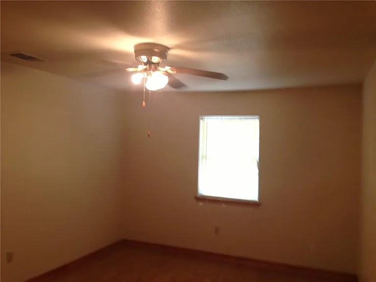 1704 Tillery St — Photo 6