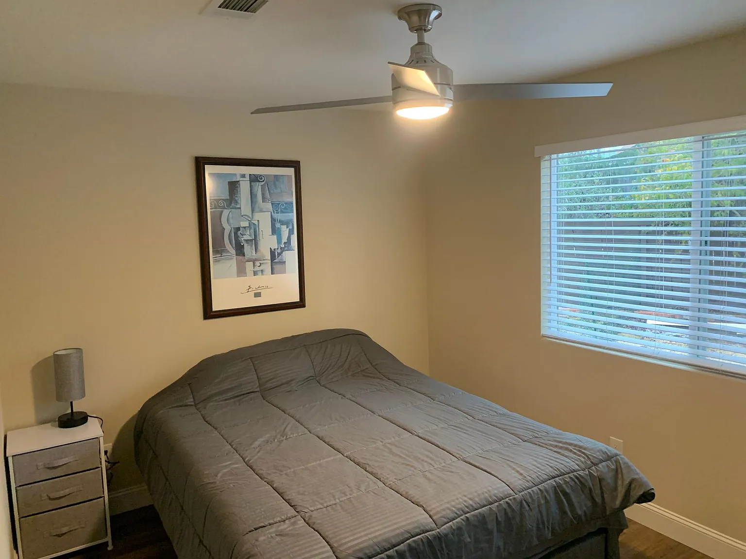 2760 Marigold Ct — Photo 4