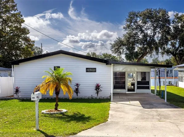 13426 Palm Dr, Astatula, FL 34705