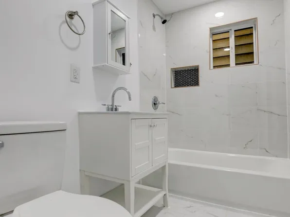 37 Logan Avenue image 25 of 30