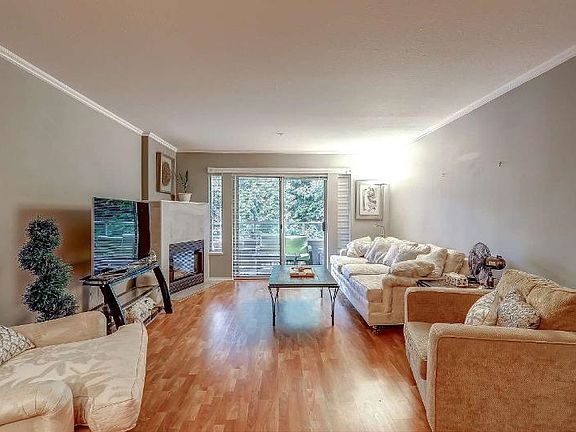 3rd image of 19241 Ford Rd #206