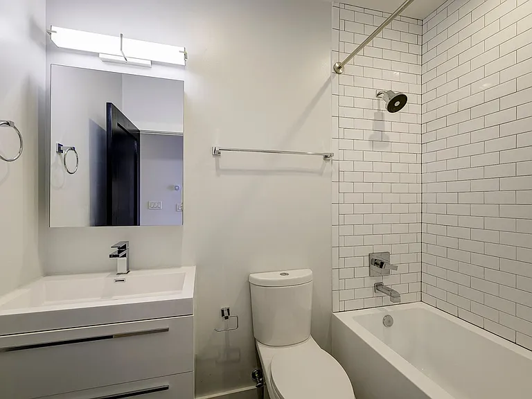 721 Kennedy St NW #3 — Photo 14