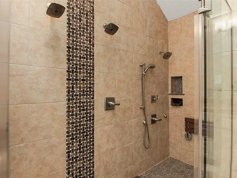 3435 Beech Point Dr — Photo 16