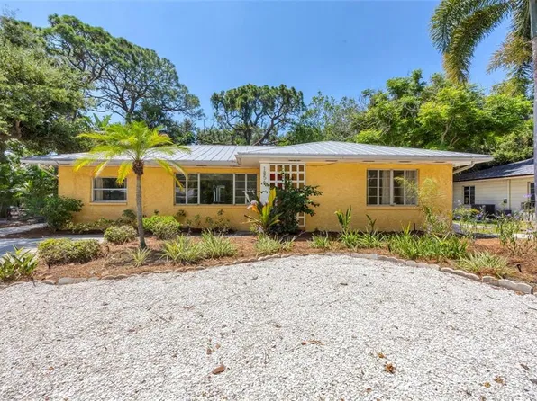 1856 Orchid St, Sarasota, FL 34239