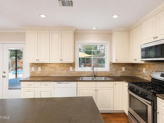5th image of 10755 E Avenue R10