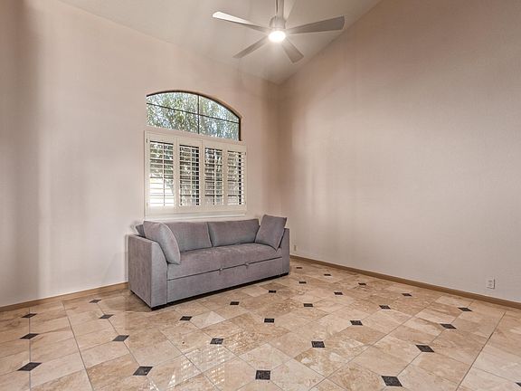 3rd image of 12715 E Lupine Ave