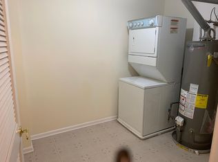 16 Guisborough Way, Edison, NJ 08820