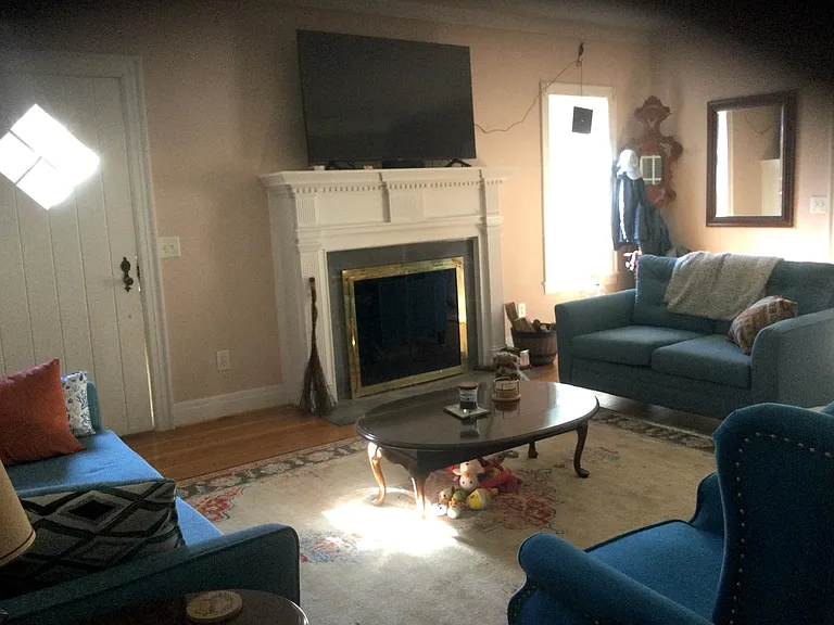 Living room showing front door.